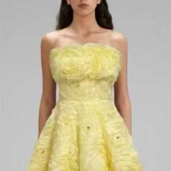 Zimmermann Dresses & Skirts - Zimmerman Embroidered Linen Midi Dress